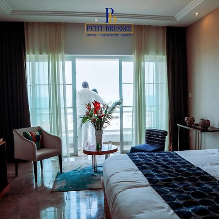 Hotel Petit Brussel Lome Ngoại thất bức ảnh